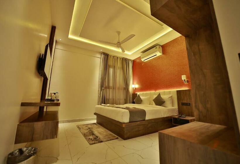 هتل The Mysore Grand
