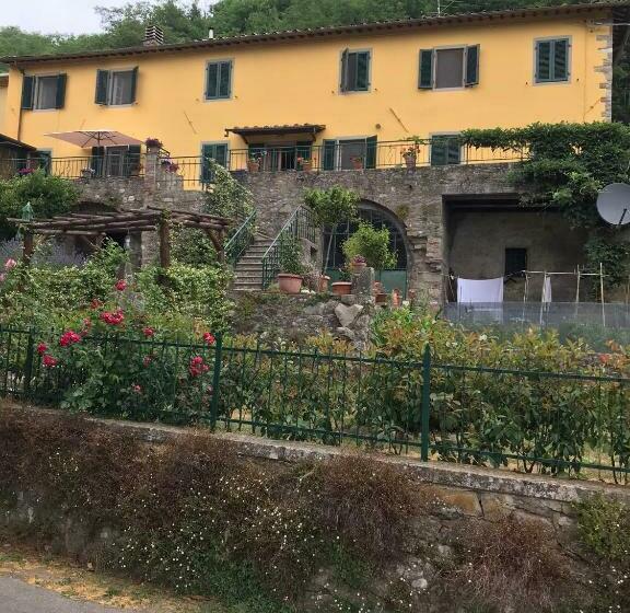 مبيت وإفطار Canapali