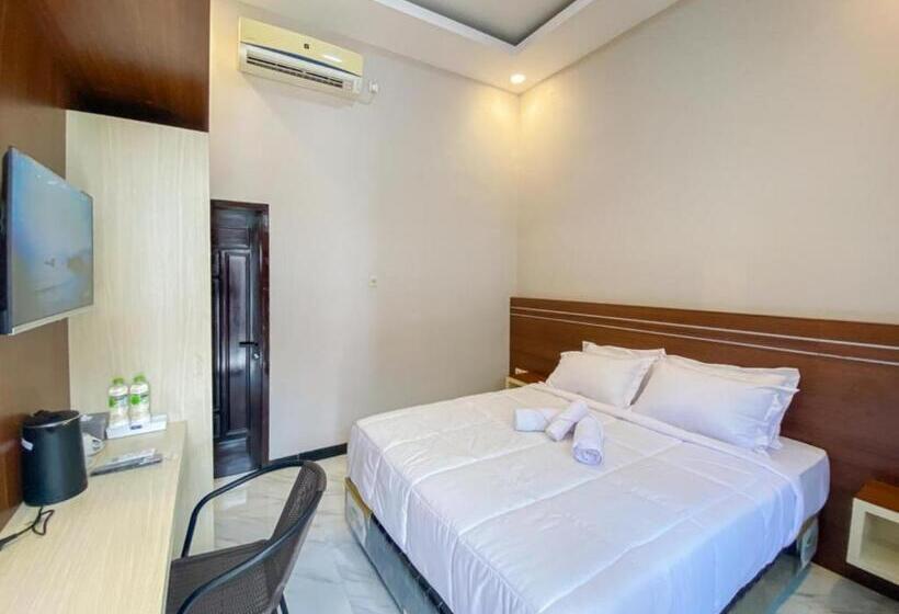 هتل Reddoorz Plus At Orange Diponogoro Palangkaraya