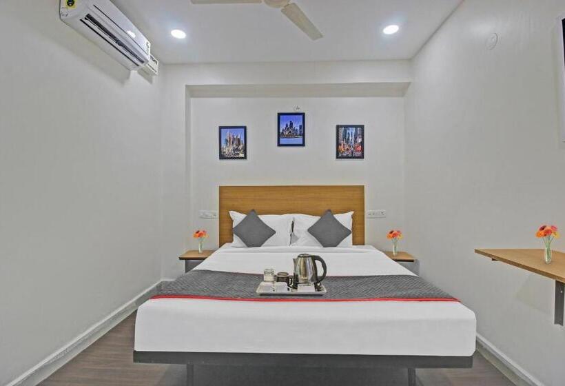Hotel Oyo Townhouse 1112 Jahnavi Group