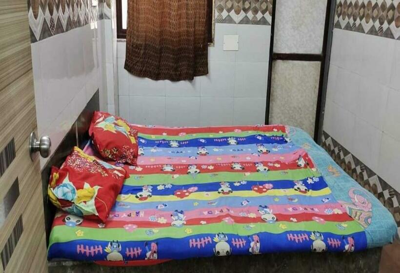 ホテル Satkar Lodging & Boarding By Wb Inn
