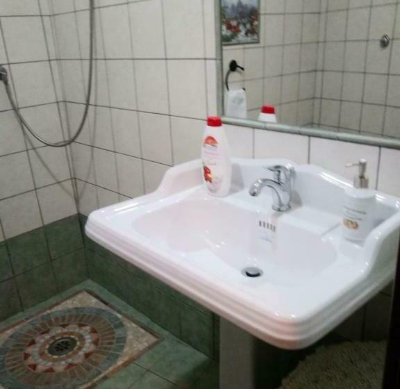 La Lucerna Delle Dodici Stelle