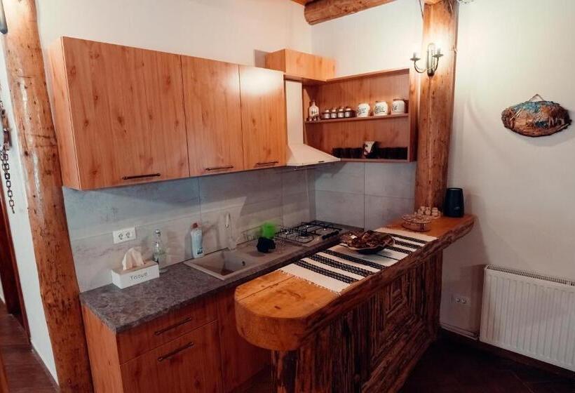 پانسیون Casa Cheile Dâmbovicioarei   Cabana 1