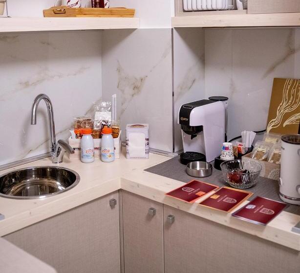 تختخواب و صبحانه Suite Albatros   Luxury Room