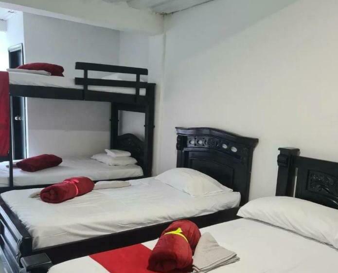 هتل Miradores D Alessandra