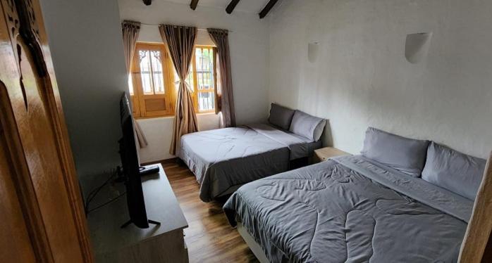 هتل Niza Colonial