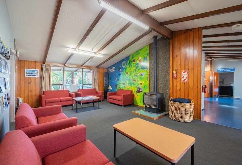 הוסטל Te Anau Central Backpackers