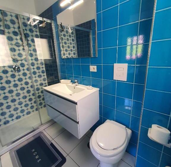 تختخواب و صبحانه Civico 11 Guest House  Free Parking Wi Fi