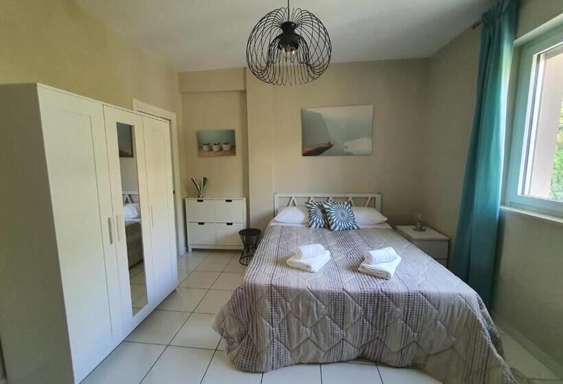 تختخواب و صبحانه Civico 11 Guest House  Free Parking Wi Fi