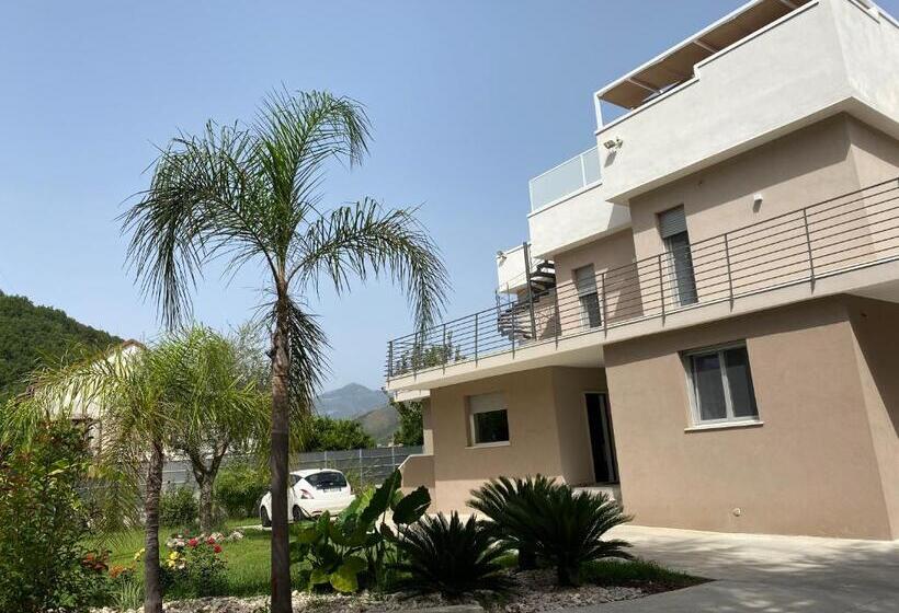 تختخواب و صبحانه Civico 11 Guest House  Free Parking Wi Fi