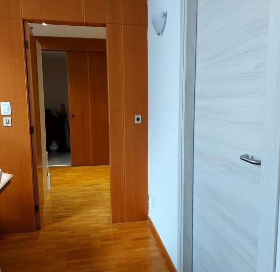 تختخواب و صبحانه Stanza Privada