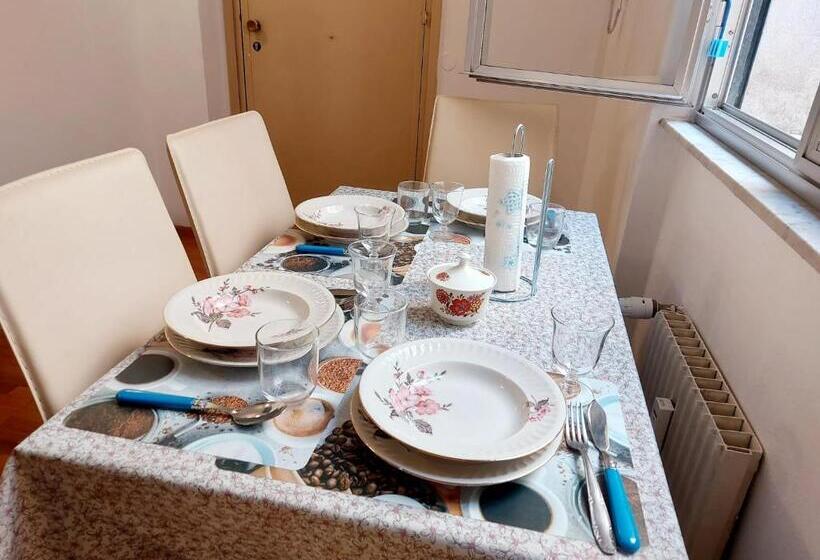 تختخواب و صبحانه Stanza Privada