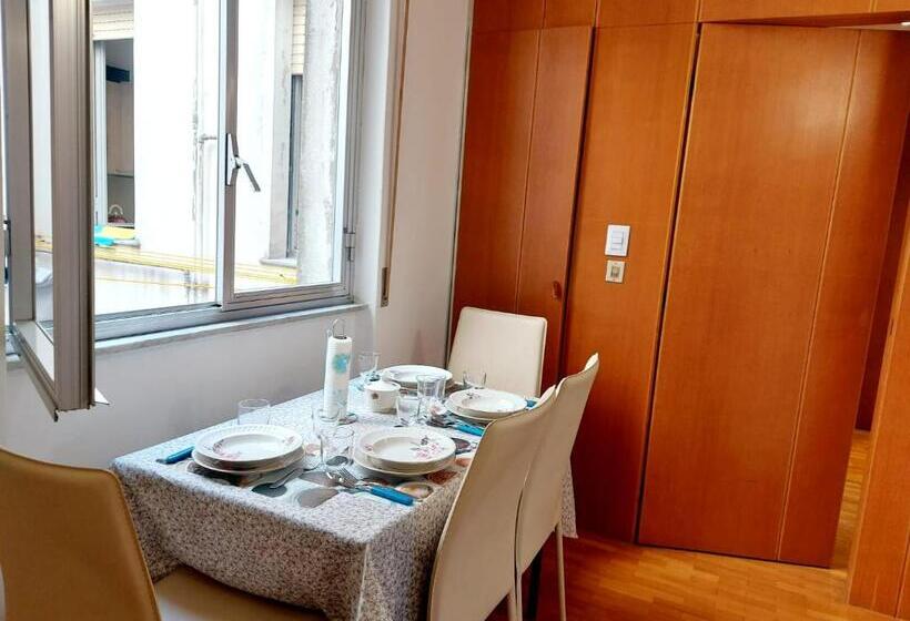 تختخواب و صبحانه Stanza Privada