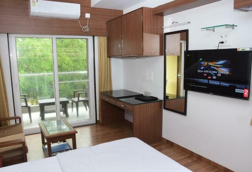 فندق Regal Panhala Residency