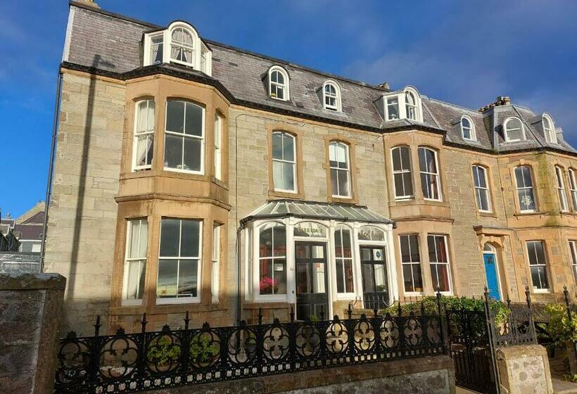 پانسیون Carradale Guest House