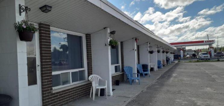 Regal Motel