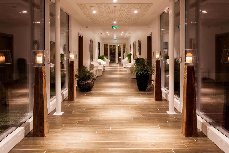 Ac Hotel By Marriott Paris Le Bourget Airport