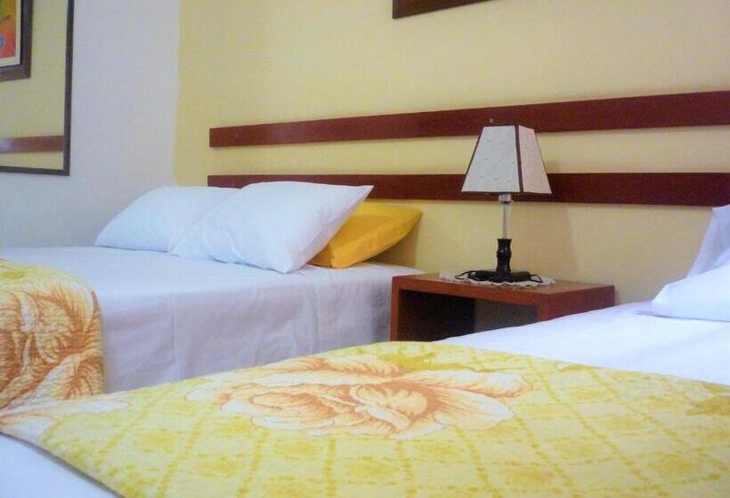 فندق Anccalla Inn Guesthouse