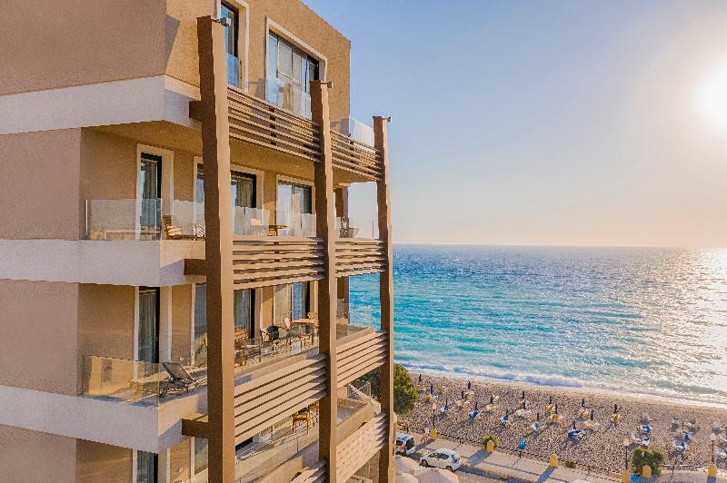 ホテル Bellevue On The Beach Suites