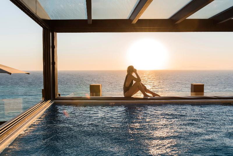 ホテル Bellevue On The Beach Suites