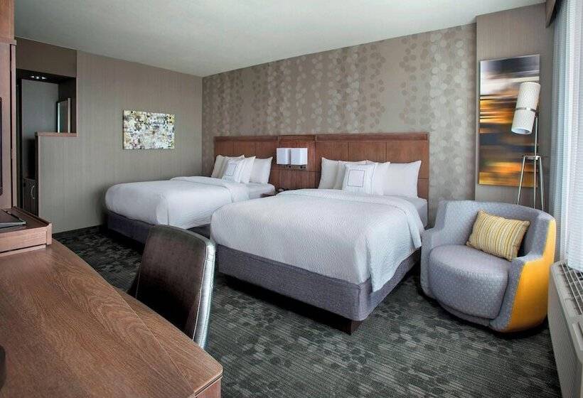 هتل Courtyard By Marriott Philadelphia Lansdale