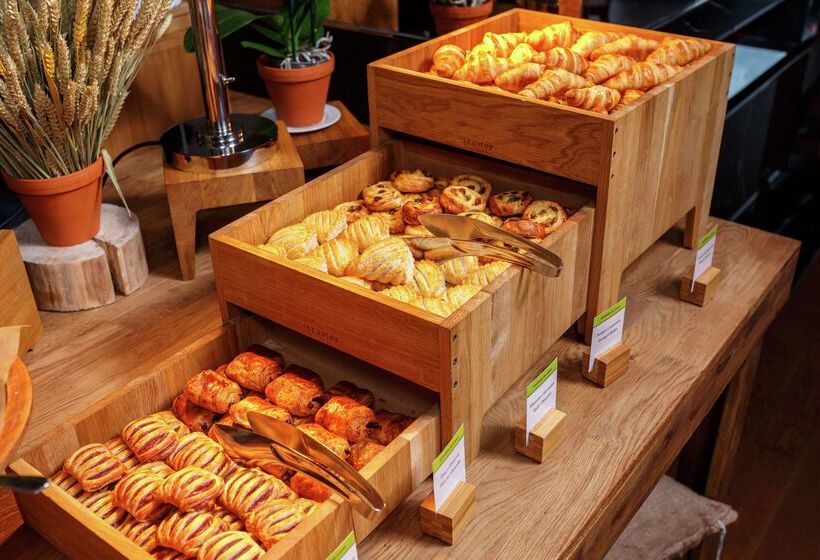 Doubletree By Hilton Hotel Minsk