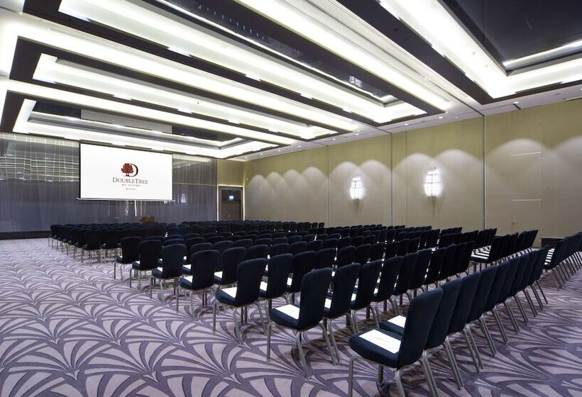 Doubletree By Hilton Hotel Minsk