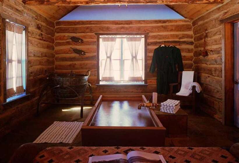 فندق Dunton Hot Springs