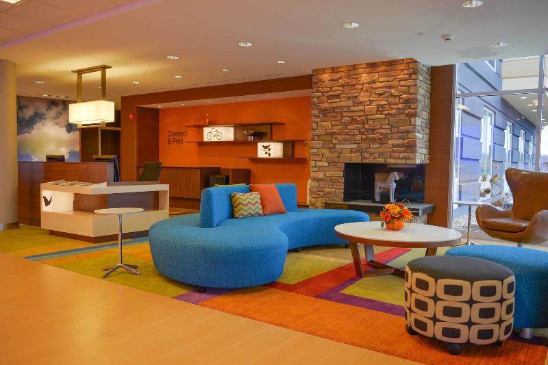 هتل Fairfield Inn And Suites Canton South