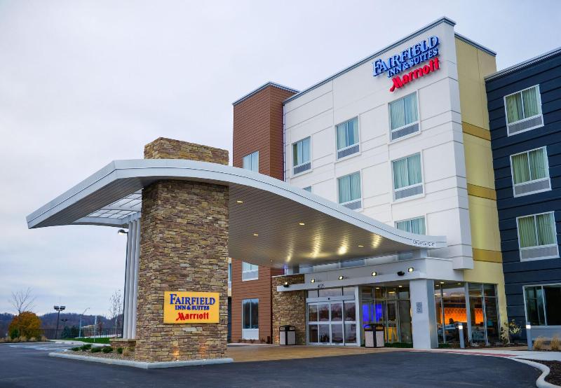 هتل Fairfield Inn And Suites Canton South
