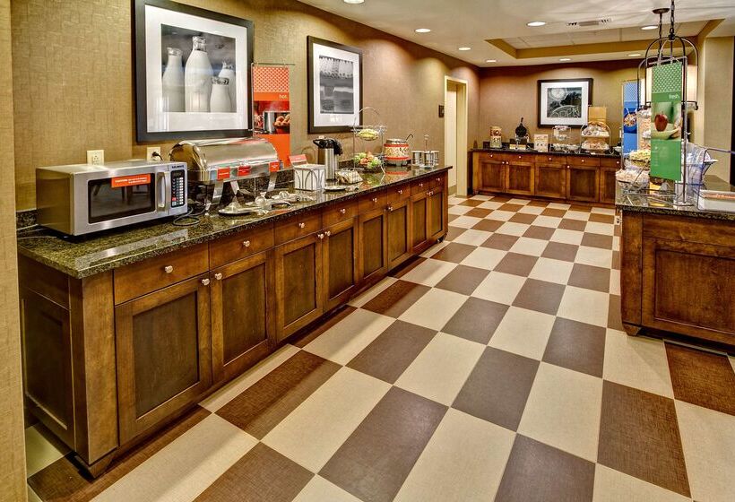 فندق Hampton Inn Clarksdale