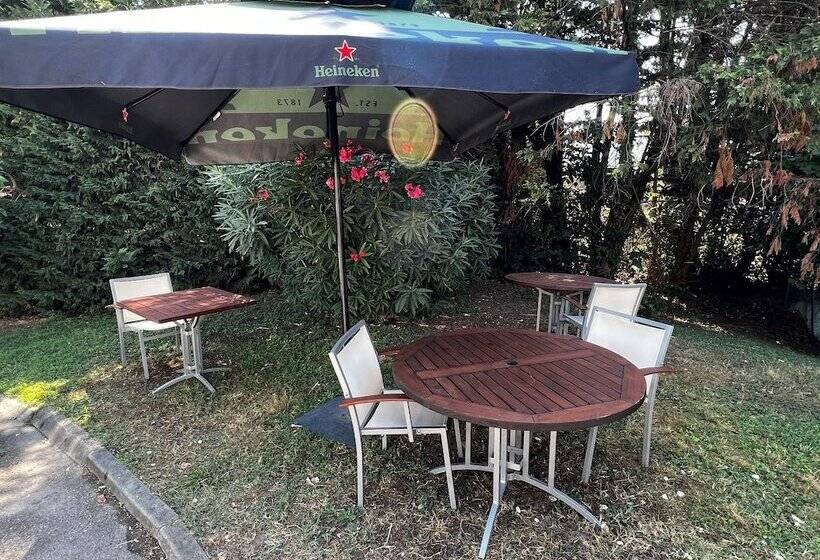 هتل Ibis Budget Marseille Est Porte D Aubagne