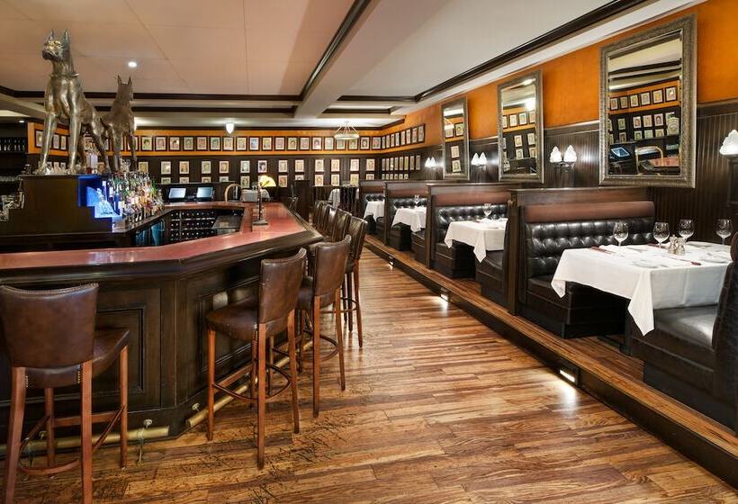 هتل Indigo Cleveland Beachwood, An Ihg