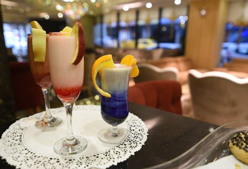 Fotos del hotel Midmar:  14