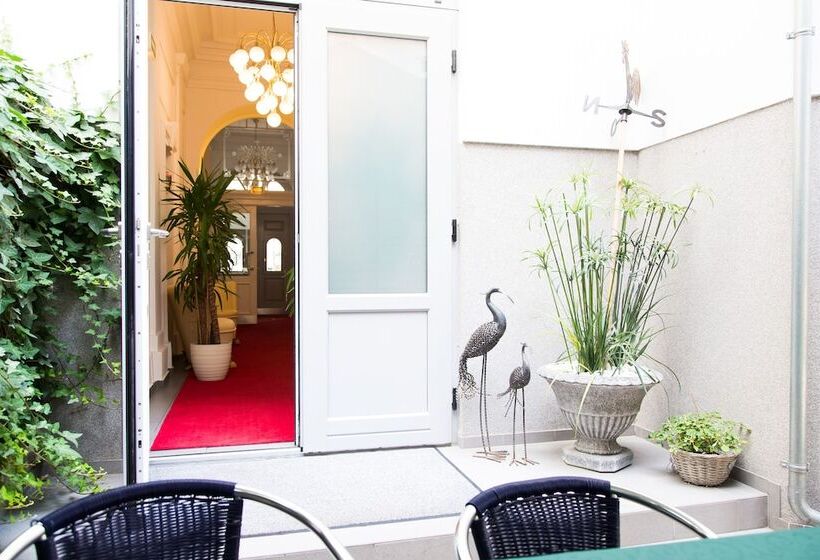 Fotos del hotel Odeon:  6