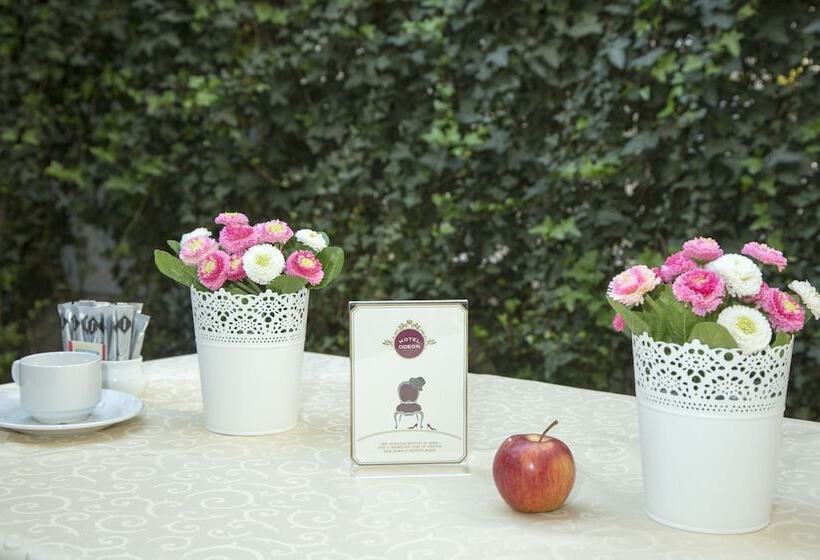 Fotos del hotel Odeon:  7