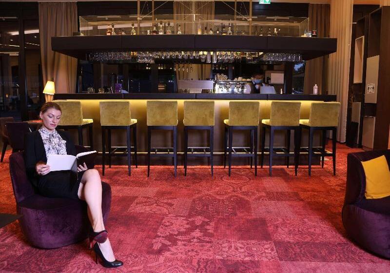 هتل Premier Inn Heilbronn City Centre