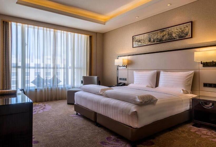 هتل Pullman Qingdao Ziyue