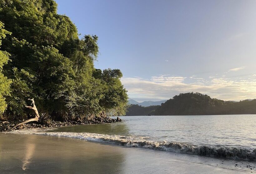 Hotel Shana By The Beach Manuel Antonio