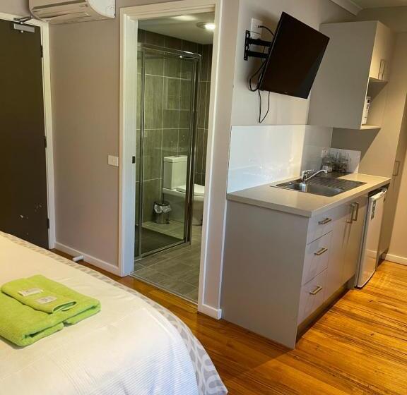 هتل Sinclairs Country Retreat
