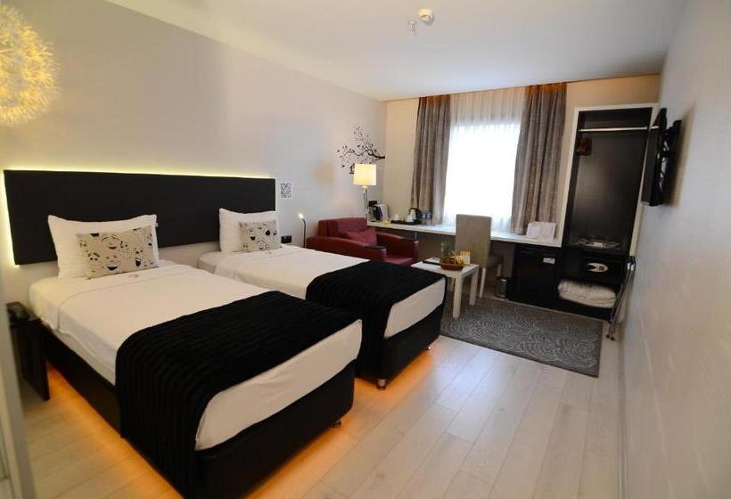 هتل Tempo Fair Suites