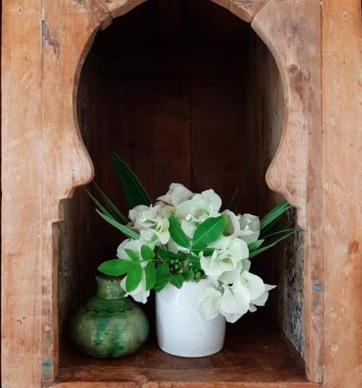 پانسیون Dar Al Manar