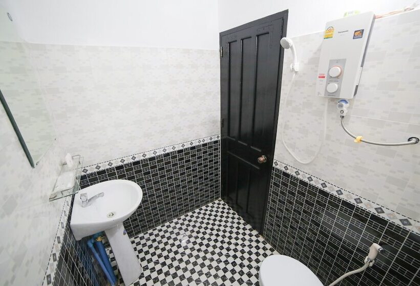 پانسیون Maylay Guesthouse
