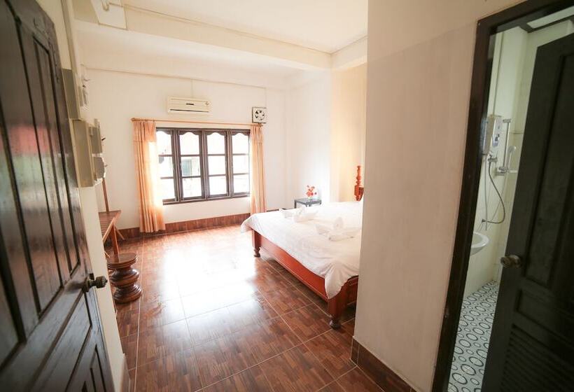 پانسیون Maylay Guesthouse