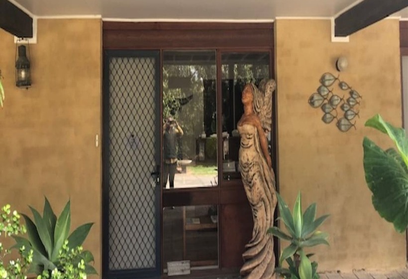 فندق على الطريق Marlo Hideaway