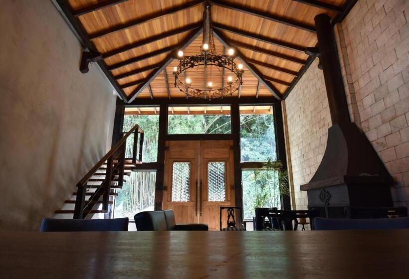 ペンション Pousada Villa Manso