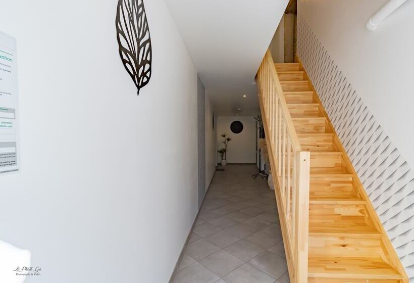 住宿加早餐  Chambres Et Gîtes Les Deux Chênes Près De Bergerac