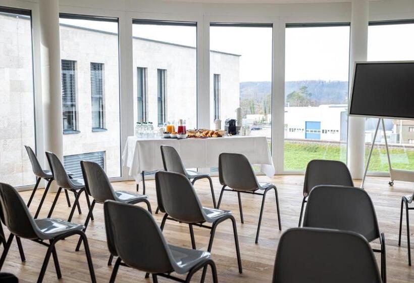 هتل Lms La Maison Suisse Döttingen