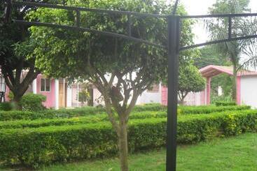 هتل R&r Gardens