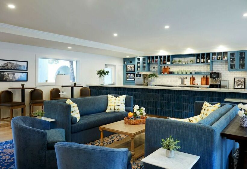 هتل The Lodge At Healdsburg, Tapestry Collection By Hilton